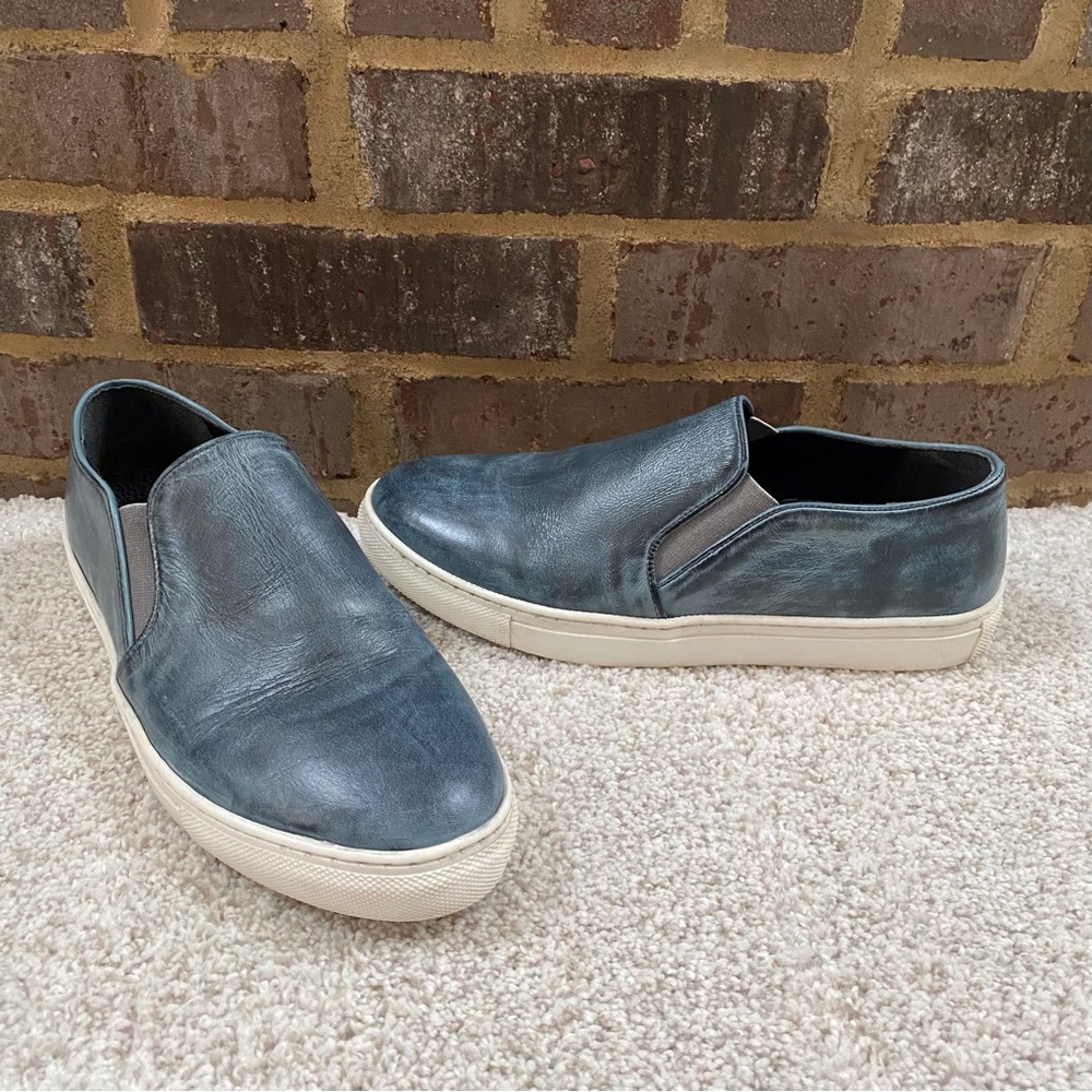 DIBA True Pick a Daisy Leather Slip On Sneakers